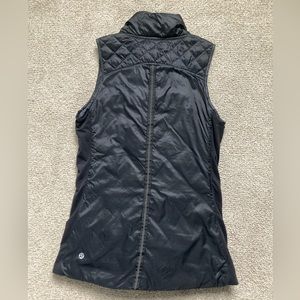 Lululemon What The Fluff vest-black